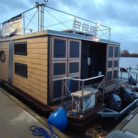 Houseboat Water King Apartament Plywajacy Dom Na Wodzie, 7 Os Wrocław Buitenkant foto