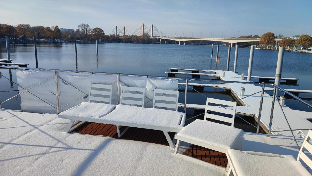 Houseboat Water King Apartament Plywajacy Dom Na Wodzie, 7 Os Wrocław Buitenkant foto