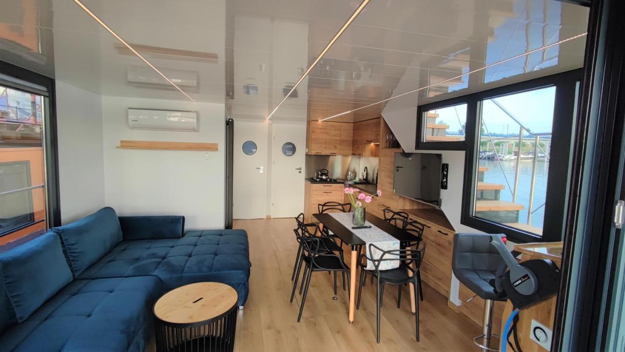 Houseboat Water King Apartament Plywajacy Dom Na Wodzie, 7 Os Wrocław Buitenkant foto